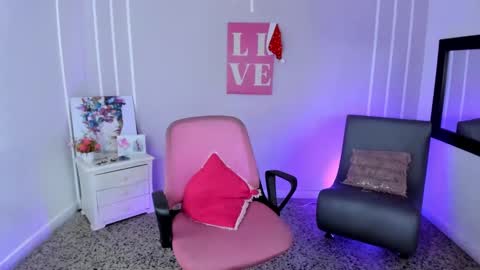 Andrea online show from 12/24/24, 09:00