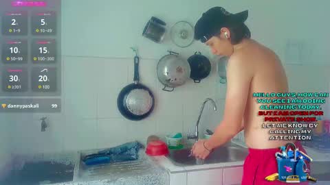 Snapshot of andy_gray01 chatting on 02/15/25, 07:06 Andy Gray online show from 02/15/25, 07:06