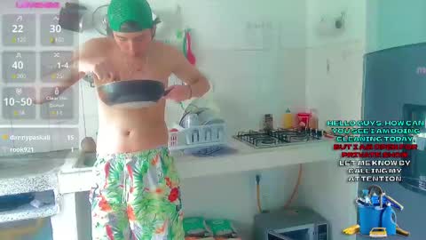 Snapshot of andy_gray01 chatting on 03/08/25, 05:01 Andy Gray online show from 03/08/25, 05:01