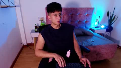 andy_justgame online show from 12/02/25, 12:49