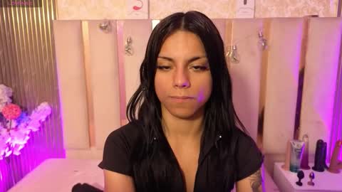 Snapshot of andy_tay1 chatting on 12/15/25, 03:44 Andy tay online show from 12/15/25, 03:44