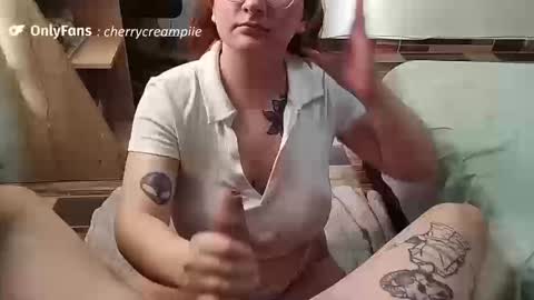 Cherry online show from 09/15/25, 09:04