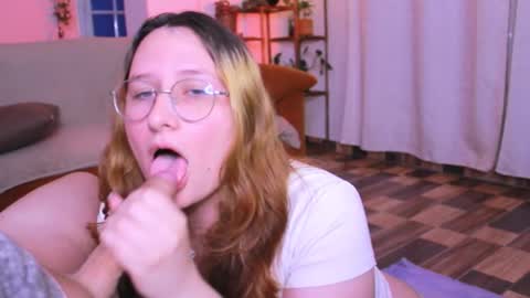 Cherry online show from 11/25/25, 04:23