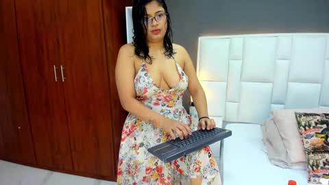 Snapshot of andyel2017 chatting on 12/17/24, 12:33 Andy D online show from 12/17/24, 12:33