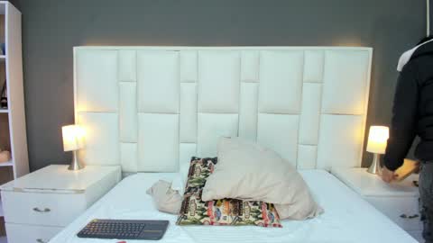 Snapshot of andyel2017 chatting on 01/11/25, 12:07 Andy D online show from 01/11/25, 12:07