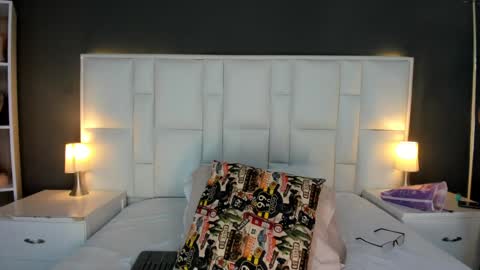 Snapshot of andyel2017 chatting on 01/23/25, 03:22 Andy D online show from 01/23/25, 03:22