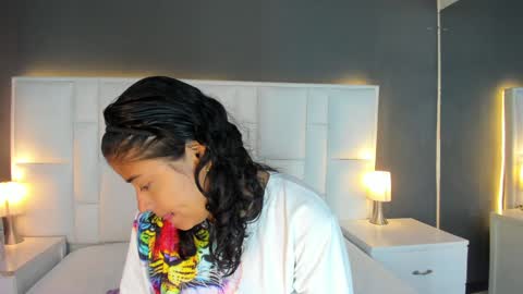 Snapshot of andyel2017 chatting on 01/28/25, 03:35 Andy D online show from 01/28/25, 03:35