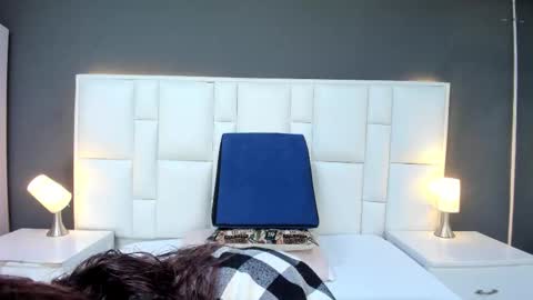 Snapshot of andyel2017 chatting on 09/12/25, 11:21 Andy D online show from 09/12/25, 11:21