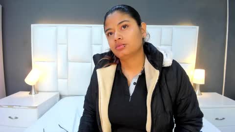 Snapshot of andyel2017 chatting on 10/23/25, 01:21 Andy D online show from 10/23/25, 01:21