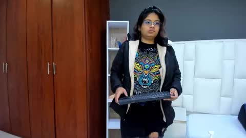 Snapshot of andyel2017 chatting on 10/25/25, 11:29 Andy D online show from 10/25/25, 11:29