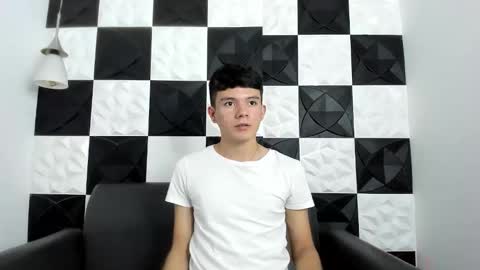 Snapshot of andyfame11 chatting on 12/01/25, 07:08 andyfame11 online show from 12/01/25, 07:08