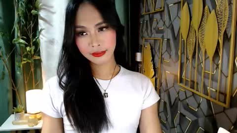 Snapshot of andyhotcummer888 chatting on 11/20/25, 11:21 FOLLOW ME online show from 11/20/25, 11:21