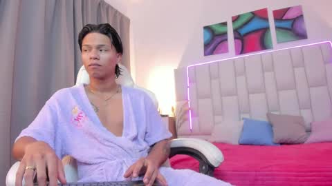 Snapshot of andykings_1 chatting on 04/01/26, 03:18 Andy Kings online show from 04/01/26, 03:18