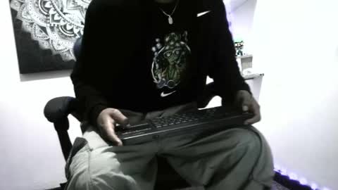 Snapshot of andykings_1 chatting on 04/13/26, 03:45 Andy Kings online show from 04/13/26, 03:45