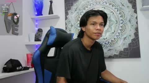 Snapshot of andykings_1 chatting on 04/14/26, 03:23 Andy Kings online show from 04/14/26, 03:23