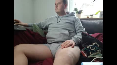 Snapshot of andypsilon88 chatting on 01/28/25, 09:51 ShortyfromS online show from 01/28/25, 09:51