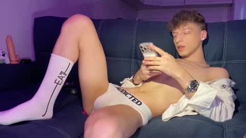 AndyTwinkkk online show from 03/17/26, 02:09