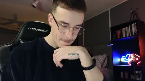 Snapshot of andyxb chatting on 02/25/25, 11:44 Andy Briars online show from 02/25/25, 11:44