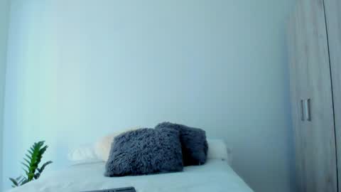 Snapshot of andyylove_jk chatting on 04/24/26, 02:08 Andy online show from 04/24/26, 02:08