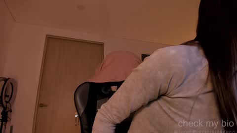      online show from 01/21/25, 02:22