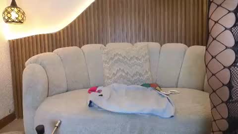 Anell online show from 07/10/26, 07:27