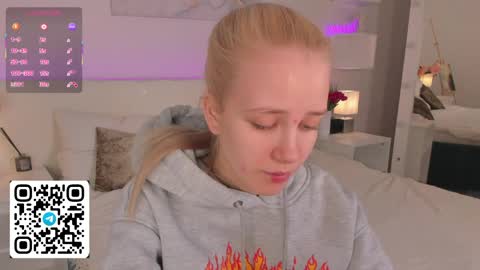 Snapshot of anellyball_ chatting on 04/05/26, 10:12 Anelly online show from 04/05/26, 10:12