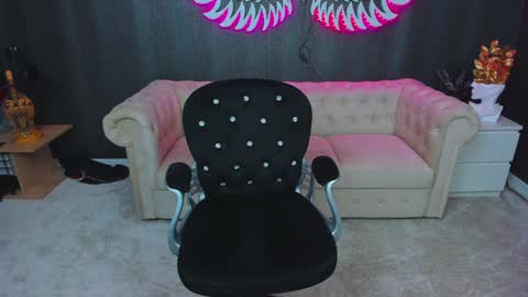 Anne online show from 02/05/25, 08:57