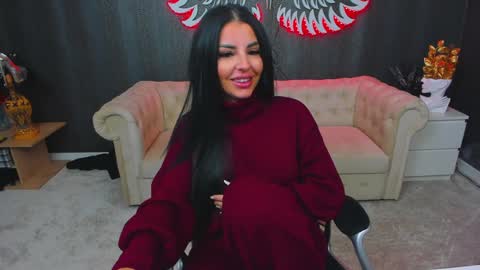 Anne online show from 02/08/25, 02:27