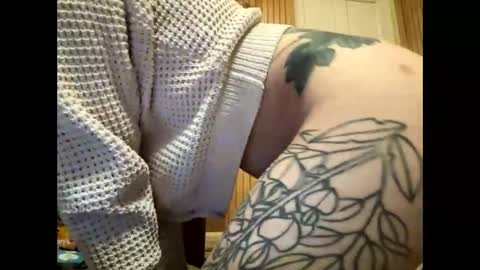 aneoakley online show from 12/19/25, 12:56