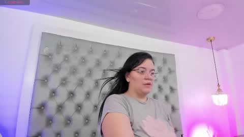 Snapshot of anette_cooper chatting on 07/20/26, 03:32 anette_cooper online show from 07/20/26, 03:32
