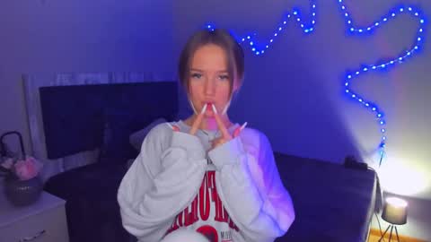 Anfisa online show from 02/21/25, 08:27