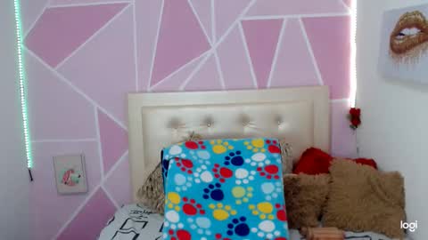 Snapshot of ange_drty chatting on 11/22/25, 04:06 ange_drty online show from 11/22/25, 04:06