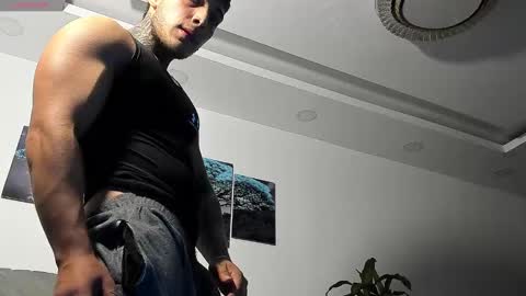 Snapshot of angeel_d035 chatting on 12/15/24, 12:40 Angel online show from 12/15/24, 12:40