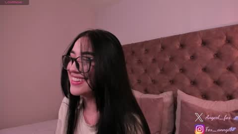 Snapshot of angeel_fox chatting on 07/03/26, 11:44 Angel online show from 07/03/26, 11:44
