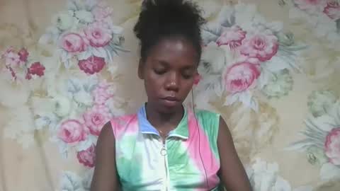 angeeliine online show from 03/09/26, 11:42