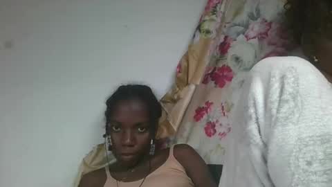 angeeliine online show from 03/12/26, 06:58