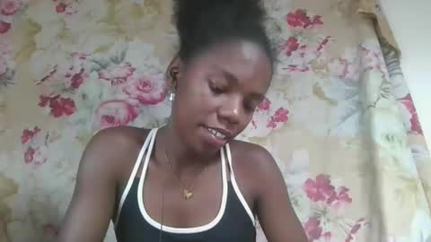 angeeliine online show from 03/18/26, 06:44