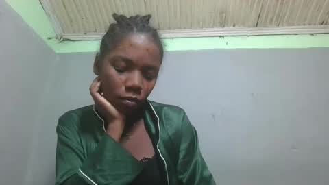 Snapshot of angeeliine chatting on 05/09/26, 09:36 angeeliine online show from 05/09/26, 09:36