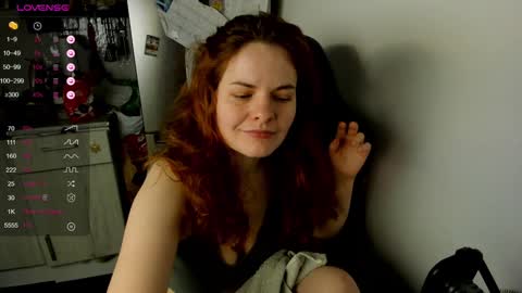 Snapshot of angel7you chatting on 01/17/25, 05:08 Eva online show from 01/17/25, 05:08