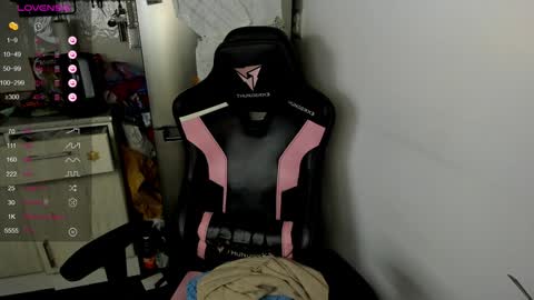 Snapshot of angel7you chatting on 01/24/25, 02:08 Eva online show from 01/24/25, 02:08