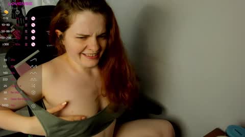 Snapshot of angel7you chatting on 01/29/25, 03:04 Eva online show from 01/29/25, 03:04