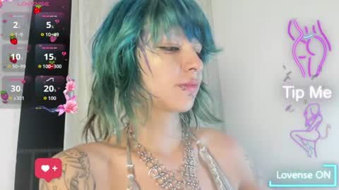 Snapshot of angel__dreams chatting on 06/21/26, 03:31 ANGEL online show from 06/21/26, 03:31