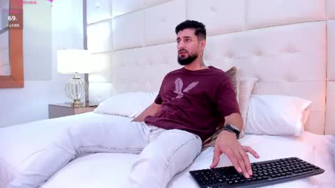 Snapshot of angel__stone chatting on 06/18/26, 12:20 Angel online show from 06/18/26, 12:20