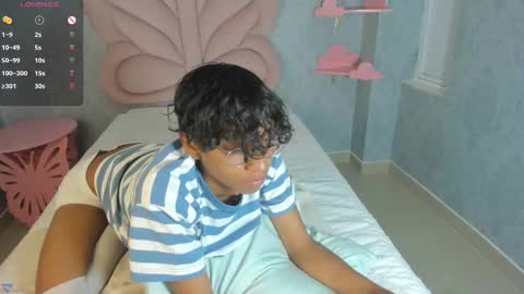   online show from 03/11/25, 12:22