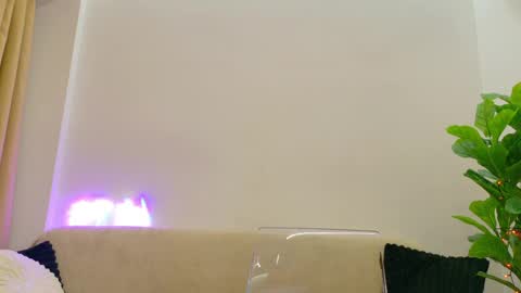 angel__vibe online show from 04/06/26, 08:10