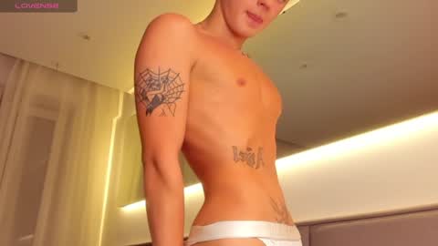 Snapshot of angel_andreww chatting on 12/26/24, 03:31 angel_andreww online show from 12/26/24, 03:31