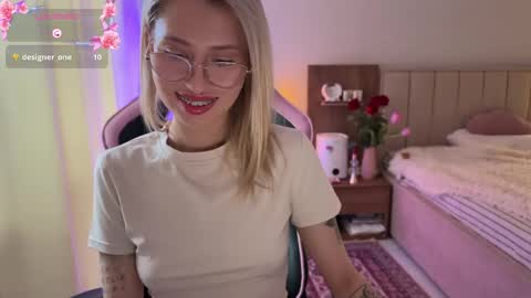 Snapshot of angel_ariela chatting on 03/09/26, 03:10 angel_ariela online show from 03/09/26, 03:10