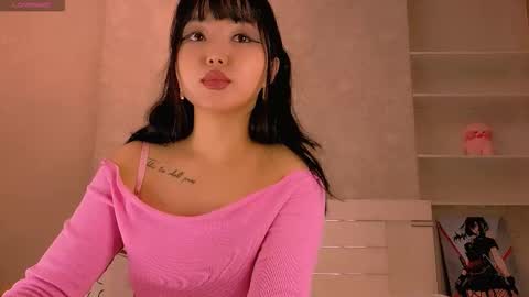angel_asia_ online show from 10/28/25, 10:19