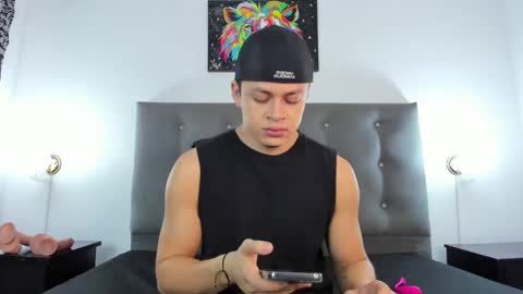 Angel Cuervo online show from 12/09/24, 12:19