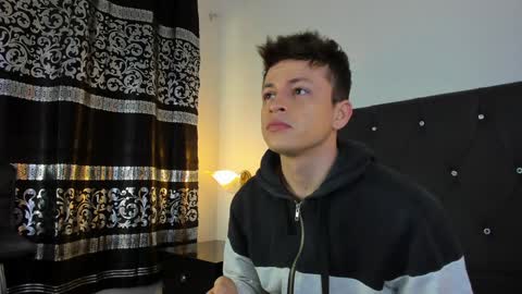 Angel Cuervo online show from 01/09/25, 12:41